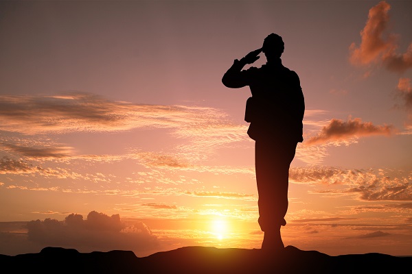 走訪慰問送關(guān)懷，情暖退役軍人心
